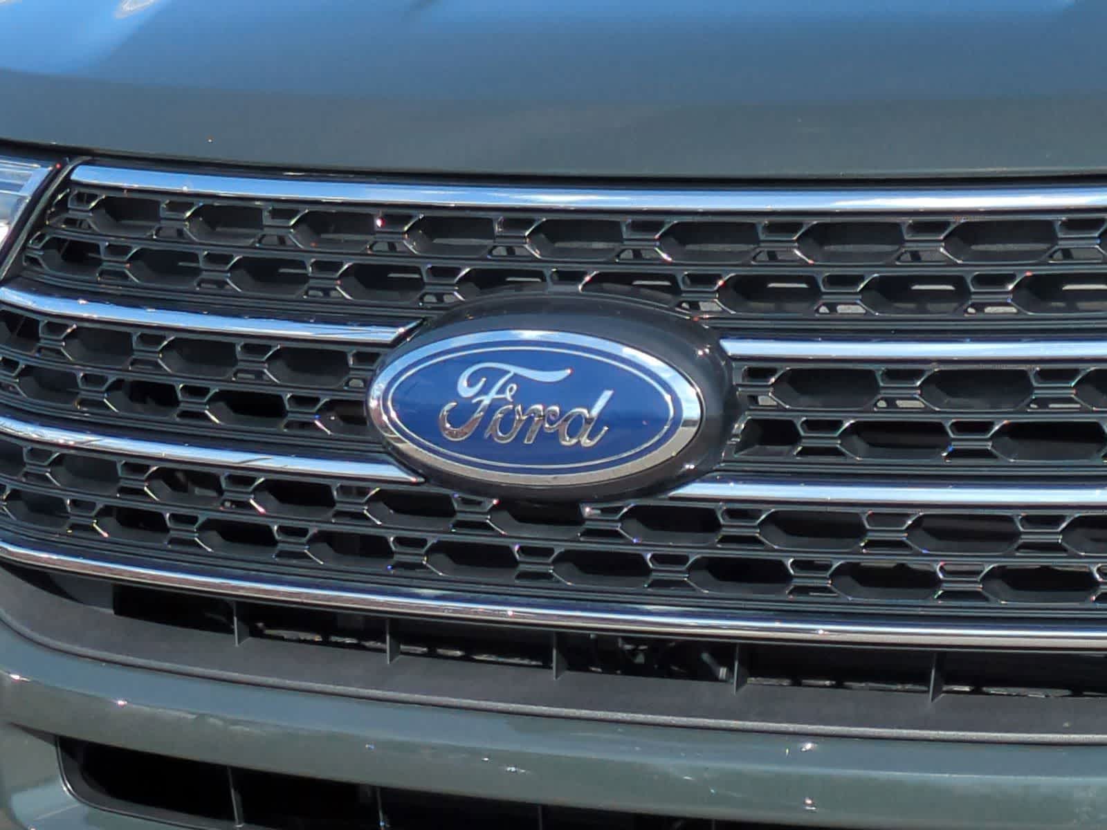Thumbnail: 2023 Ford Explorer - 12
