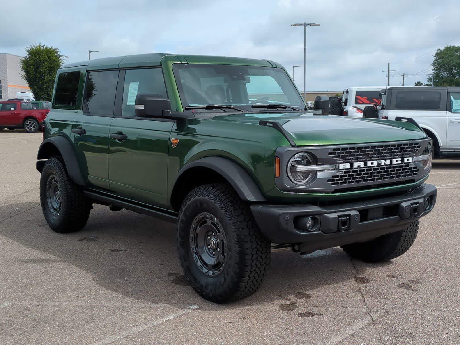 Thumbnail: 2025 Ford Bronco - 2