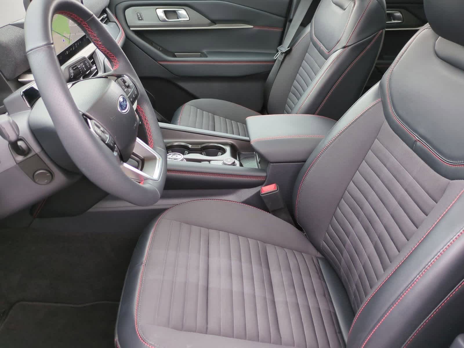 Thumbnail: 2025 Ford Explorer - 16