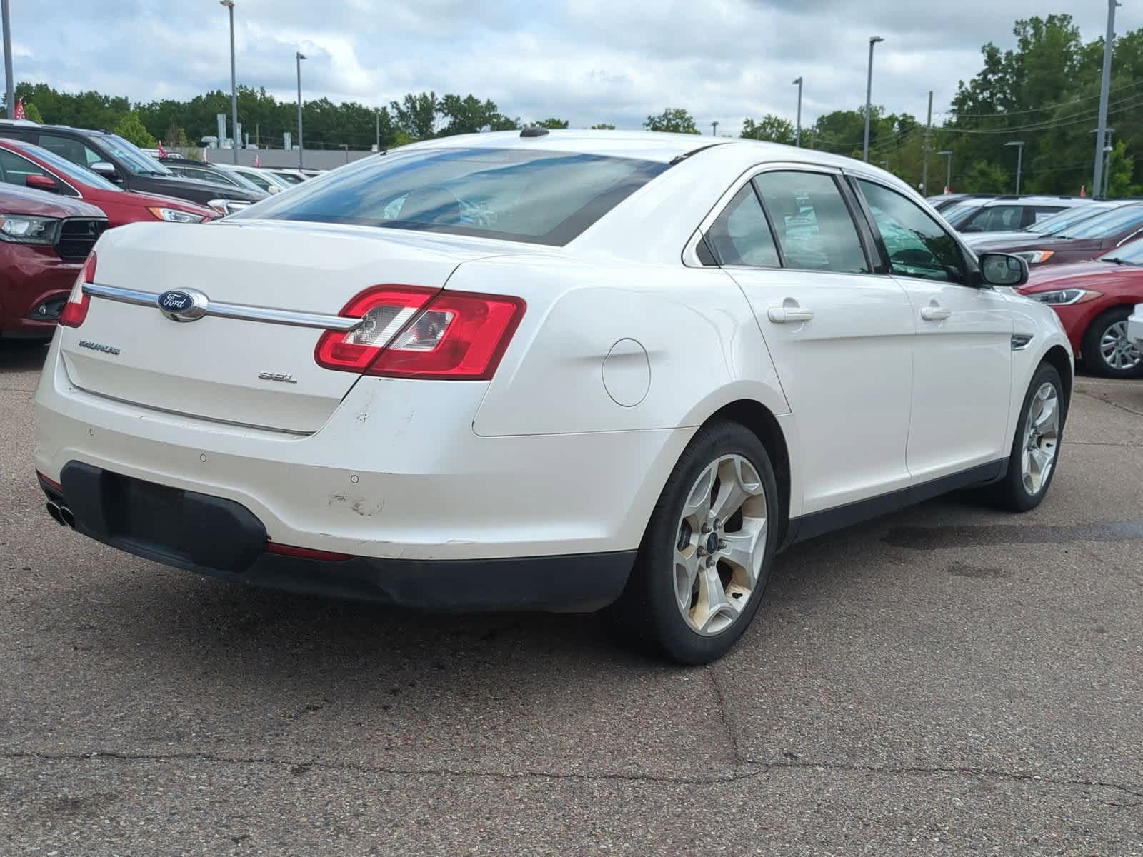 Thumbnail: 2012 Ford Taurus - 8