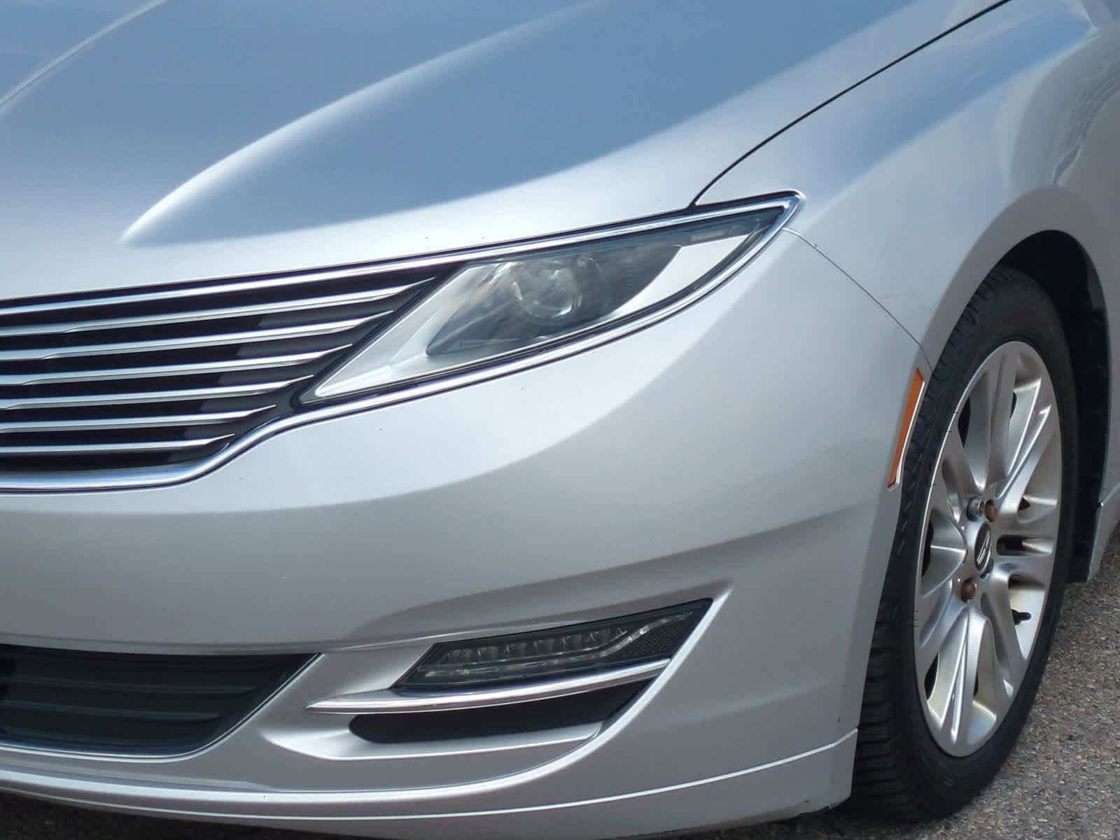 Thumbnail: 2015 Lincoln MKZ - 11