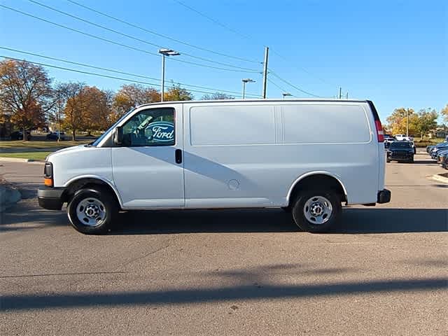 Thumbnail: 2009 GMC Savana - 5