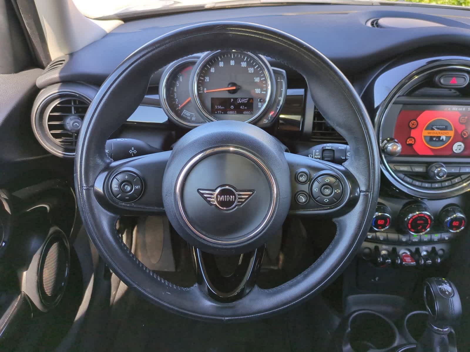 Thumbnail: 2019 MINI Cooper Hardtop - 24