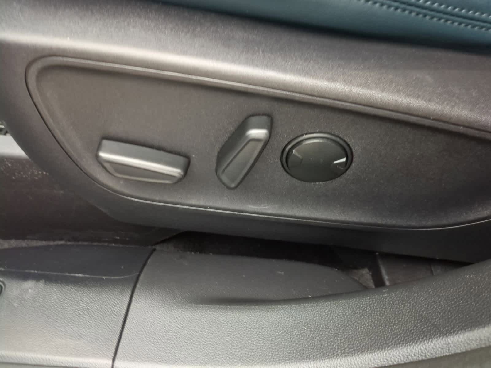 Thumbnail: 2023 Ford Bronco Sport - 18