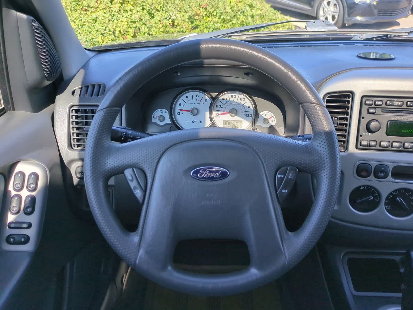 Thumbnail: 2006 Ford Escape - 24