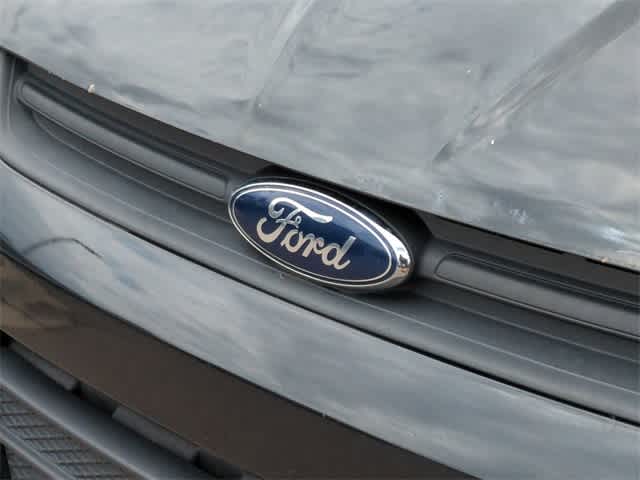 2013 Ford Escape S 12