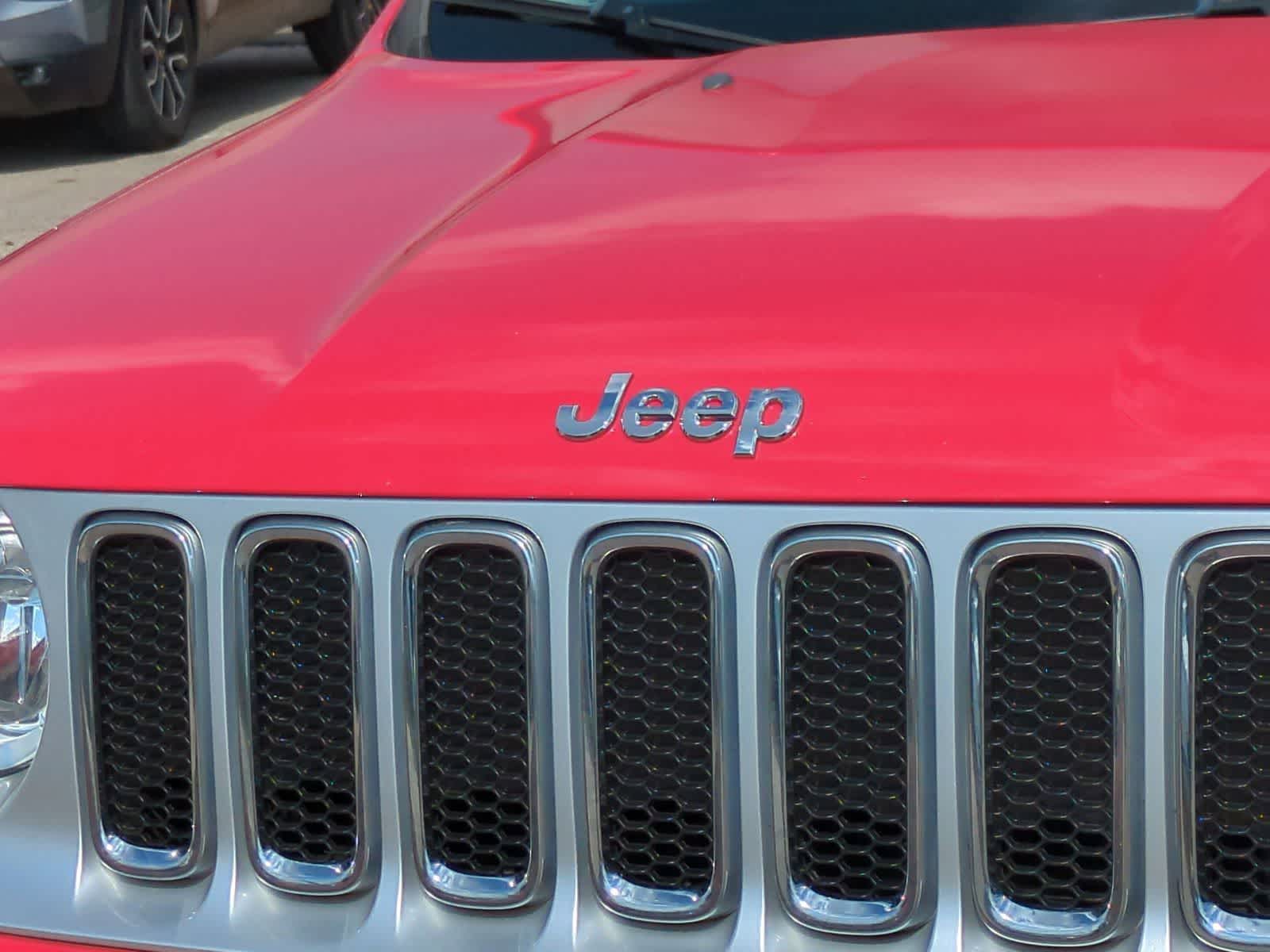 Thumbnail: 2015 Jeep Renegade - 12