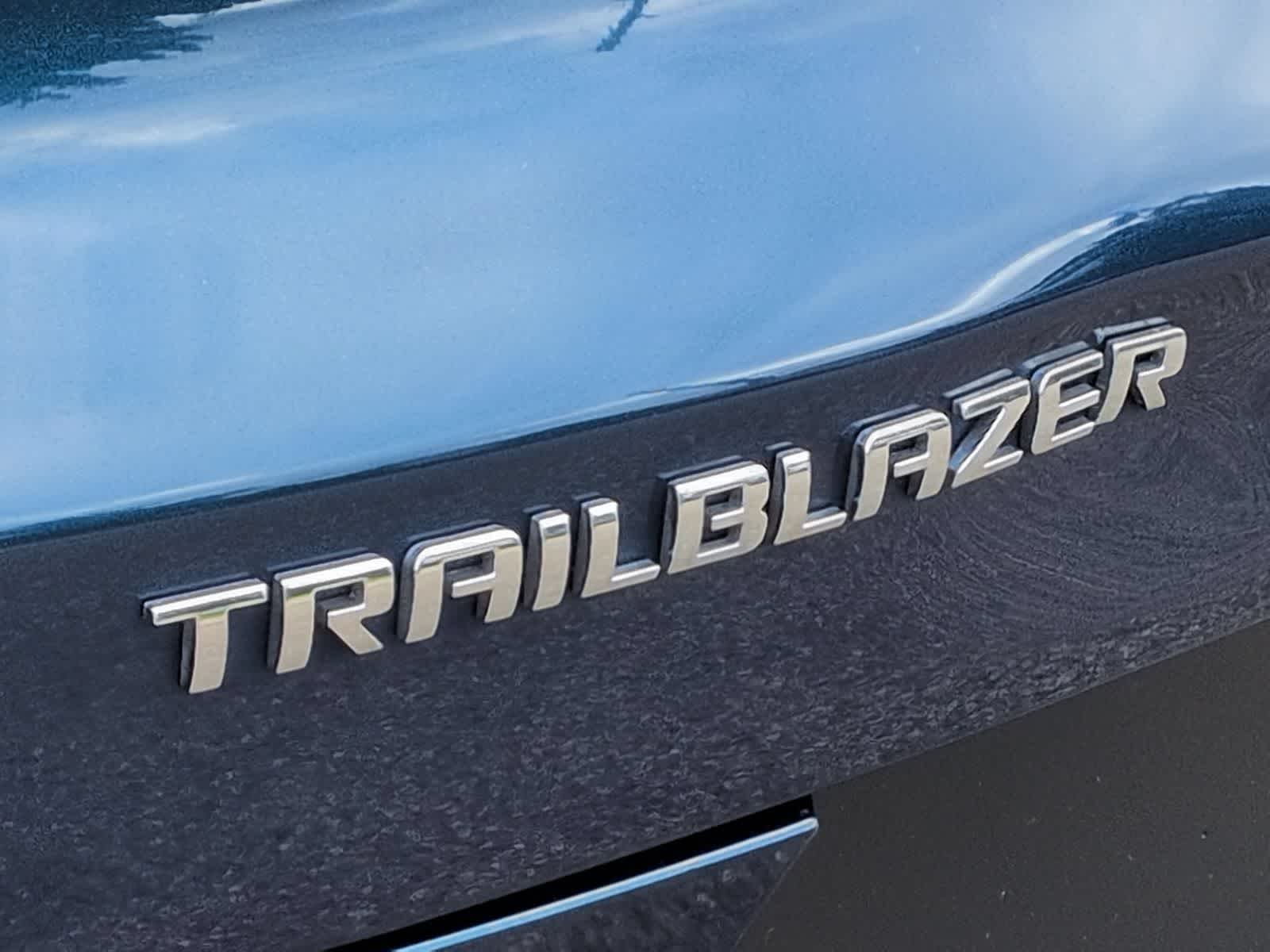 Thumbnail: 2021 Chevrolet TrailBlazer - 13