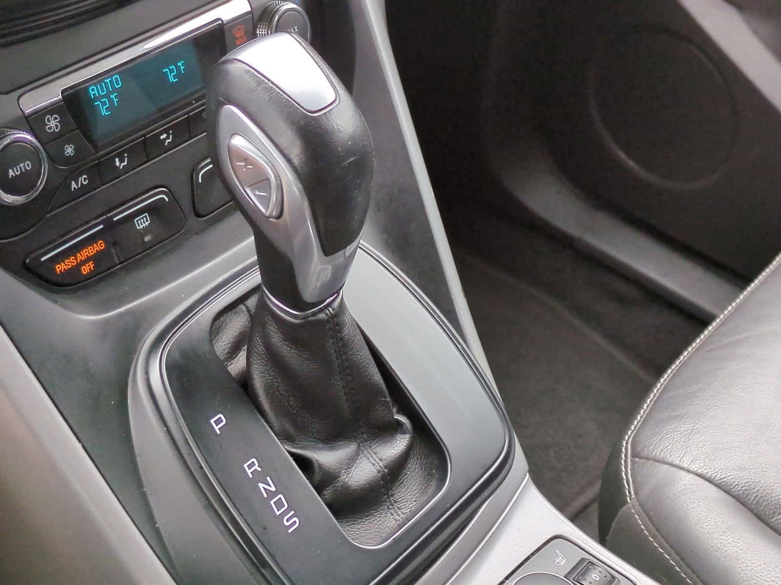 Thumbnail: 2015 Ford Escape - 30