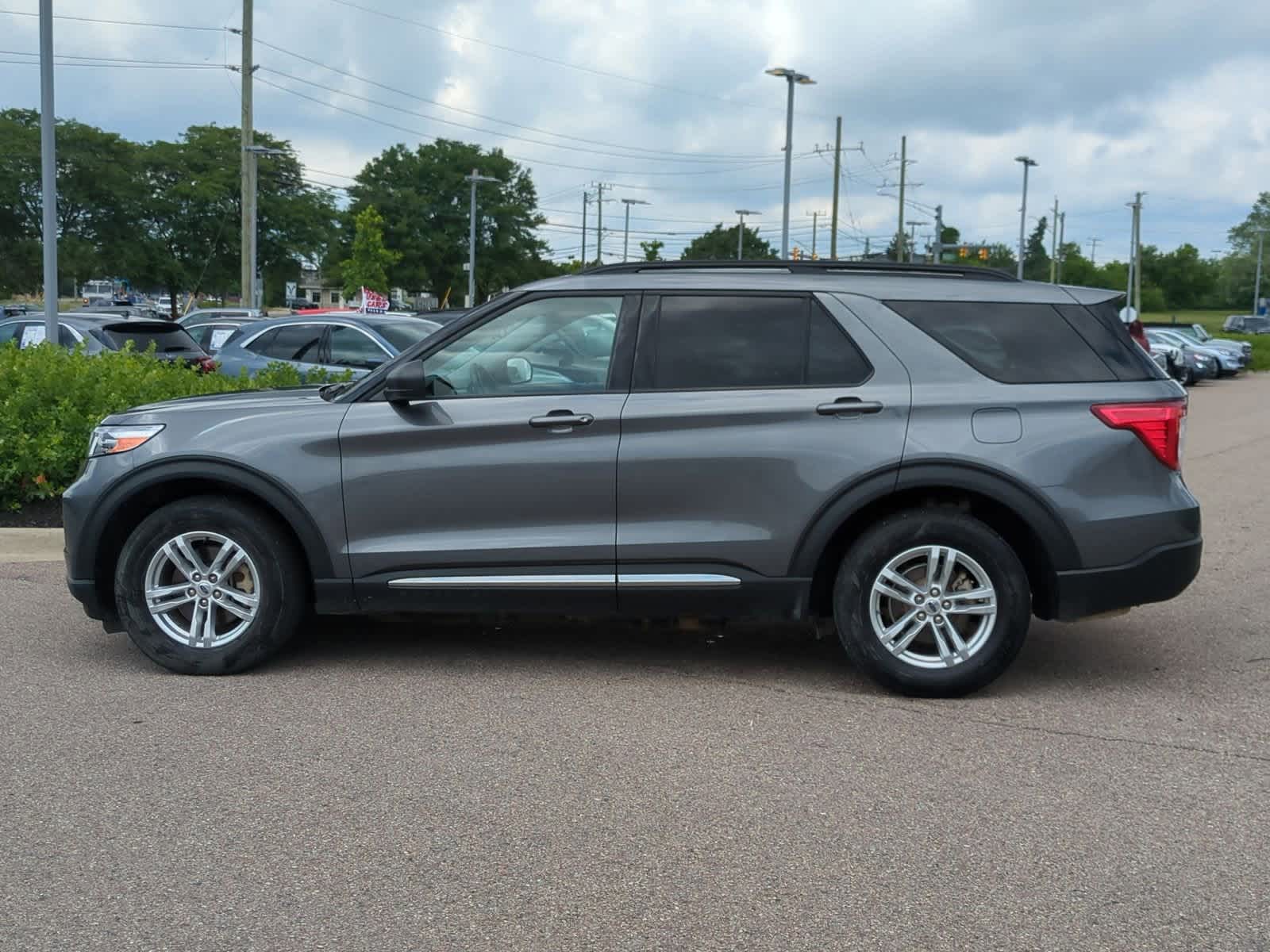 Thumbnail: 2022 Ford Explorer - 5