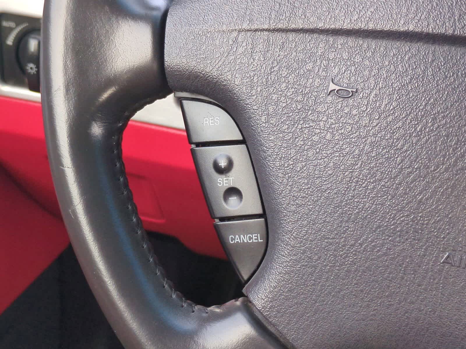 Thumbnail: 2002 Ford Thunderbird - 21