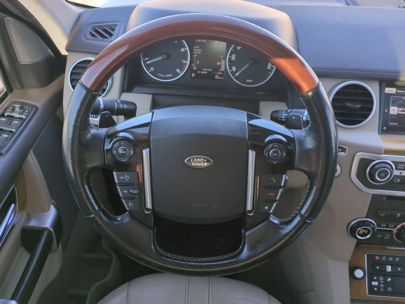 Thumbnail: 2016 Land Rover LR4 - 25