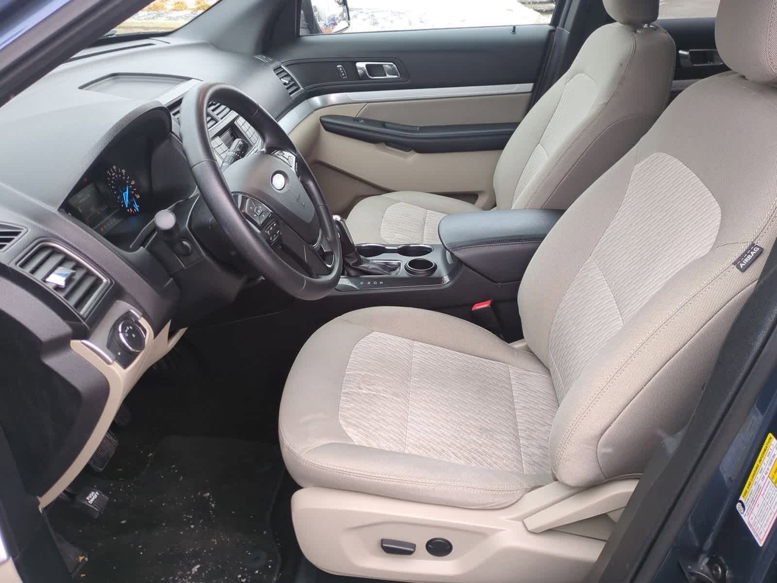 Thumbnail: 2019 Ford Explorer - 15