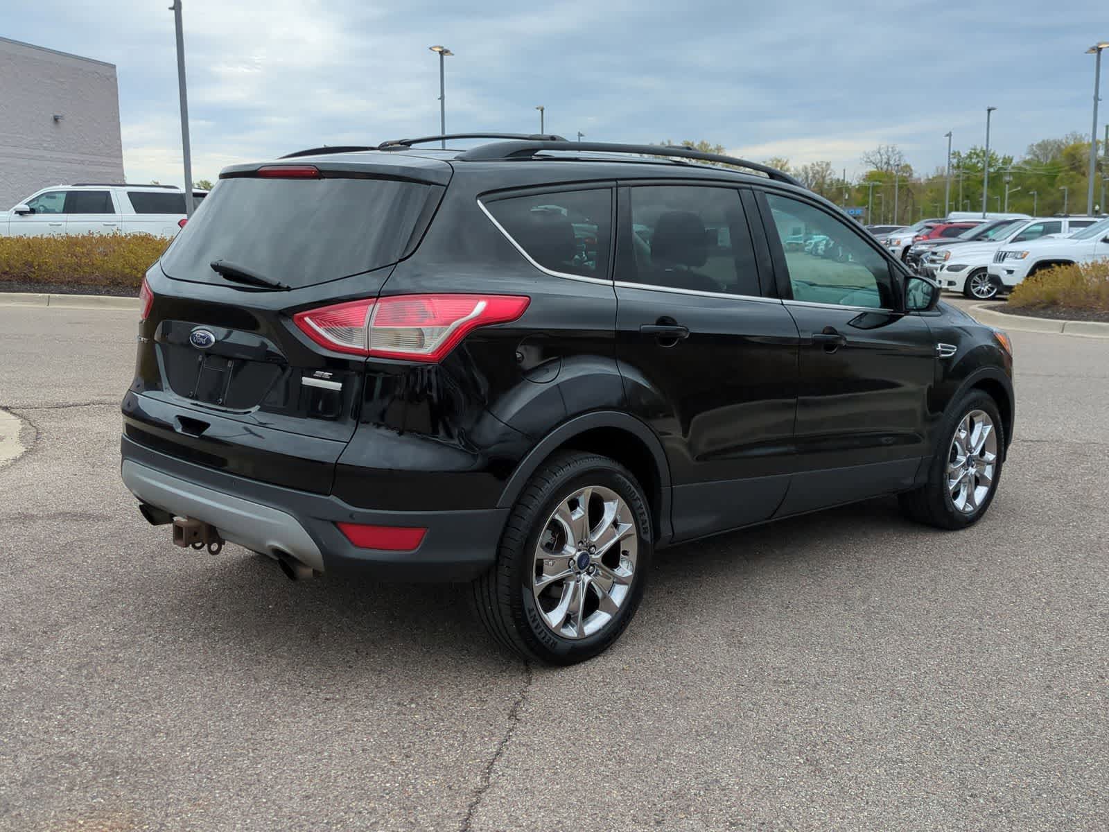 Thumbnail: 2016 Ford Escape - 8