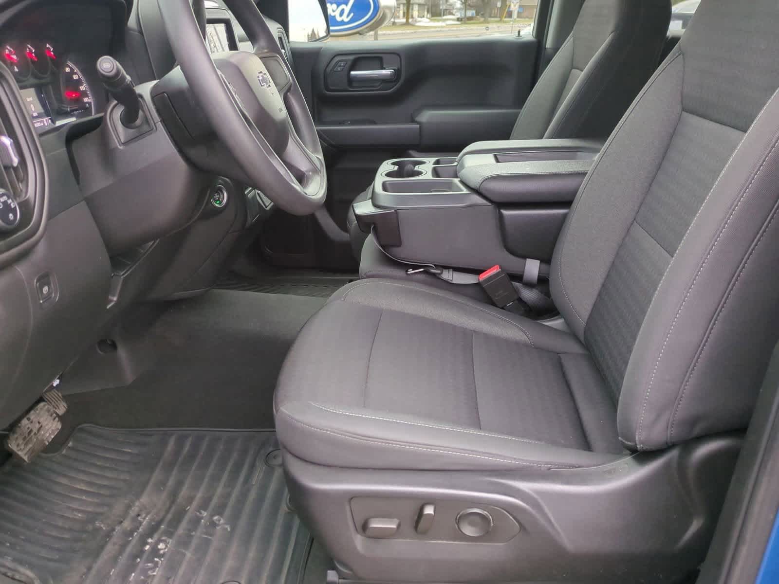 Thumbnail: 2022 Chevrolet Silverado 1500 - 16