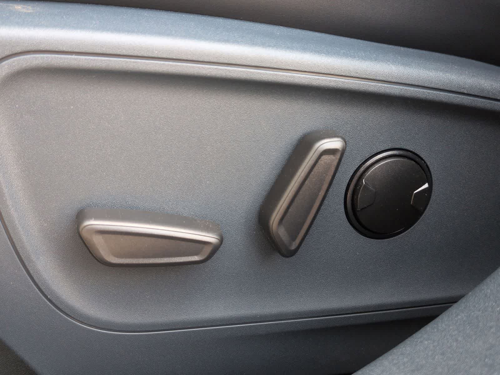 Thumbnail: 2026 Ford Maverick - 18