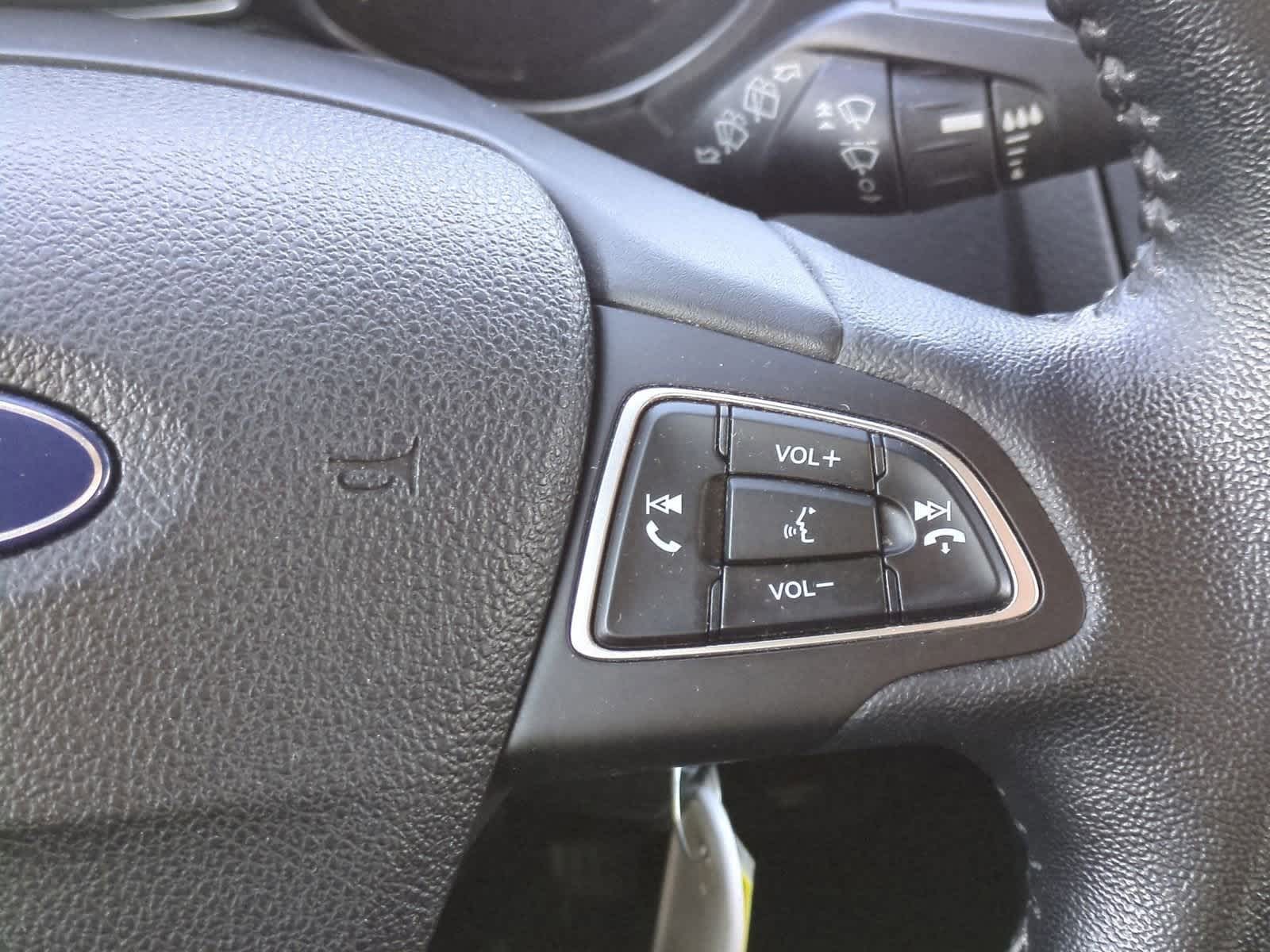 Thumbnail: 2015 Ford Focus - 24