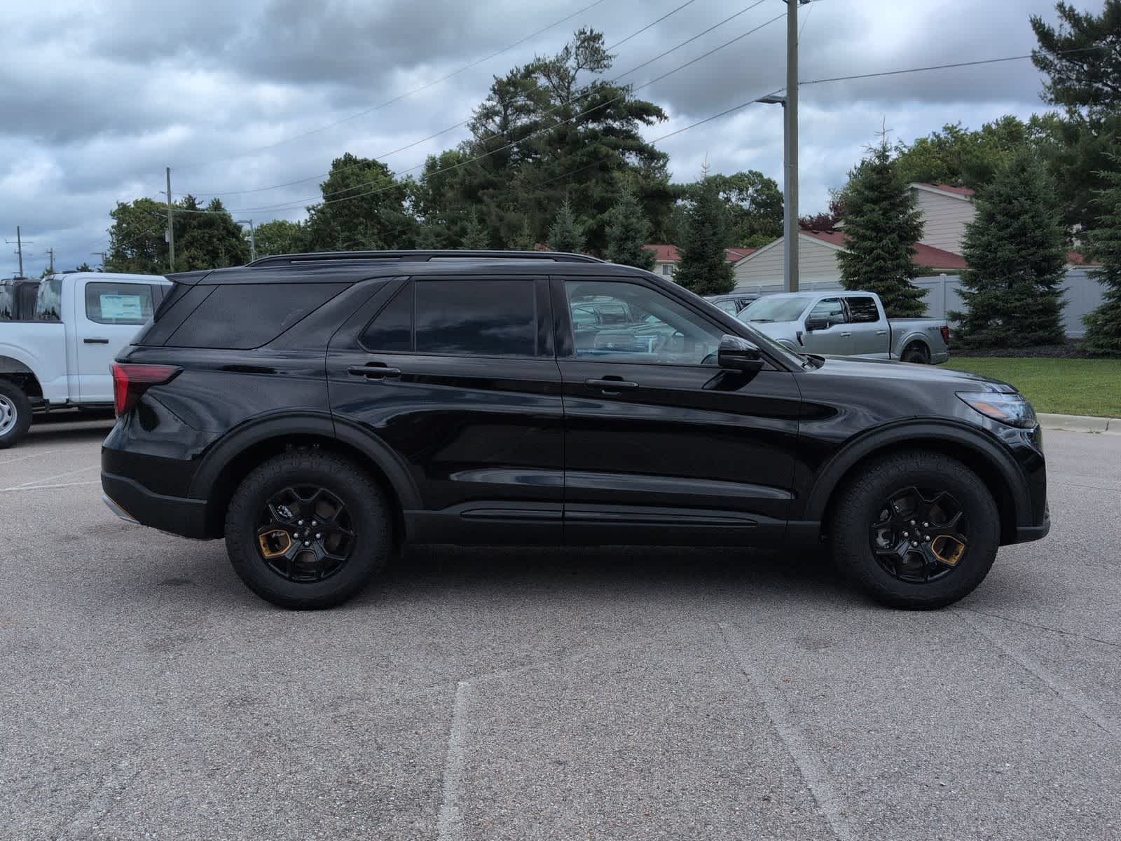 Thumbnail: 2026 Ford Explorer - 9