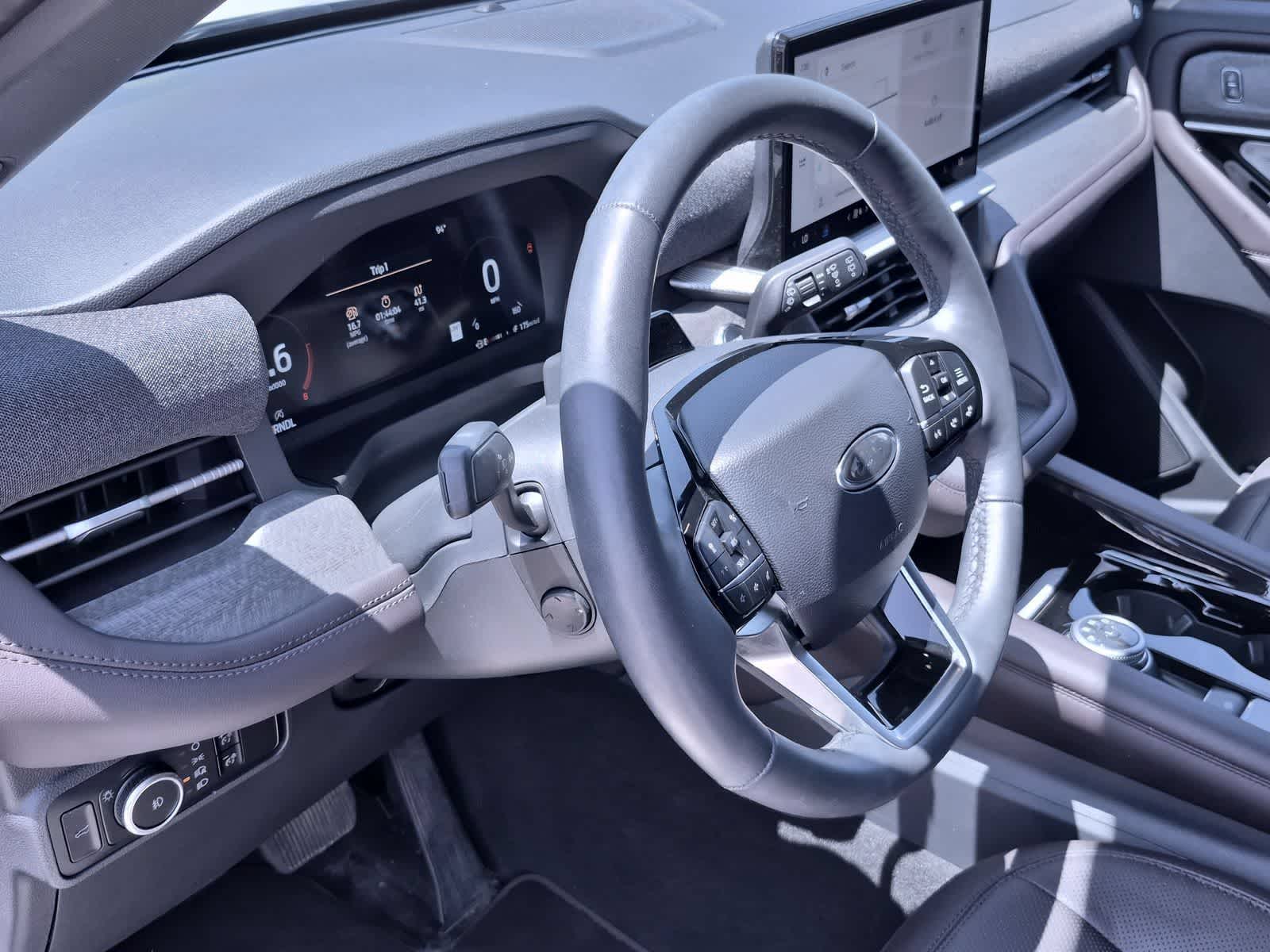 Thumbnail: 2025 Ford Explorer - 10