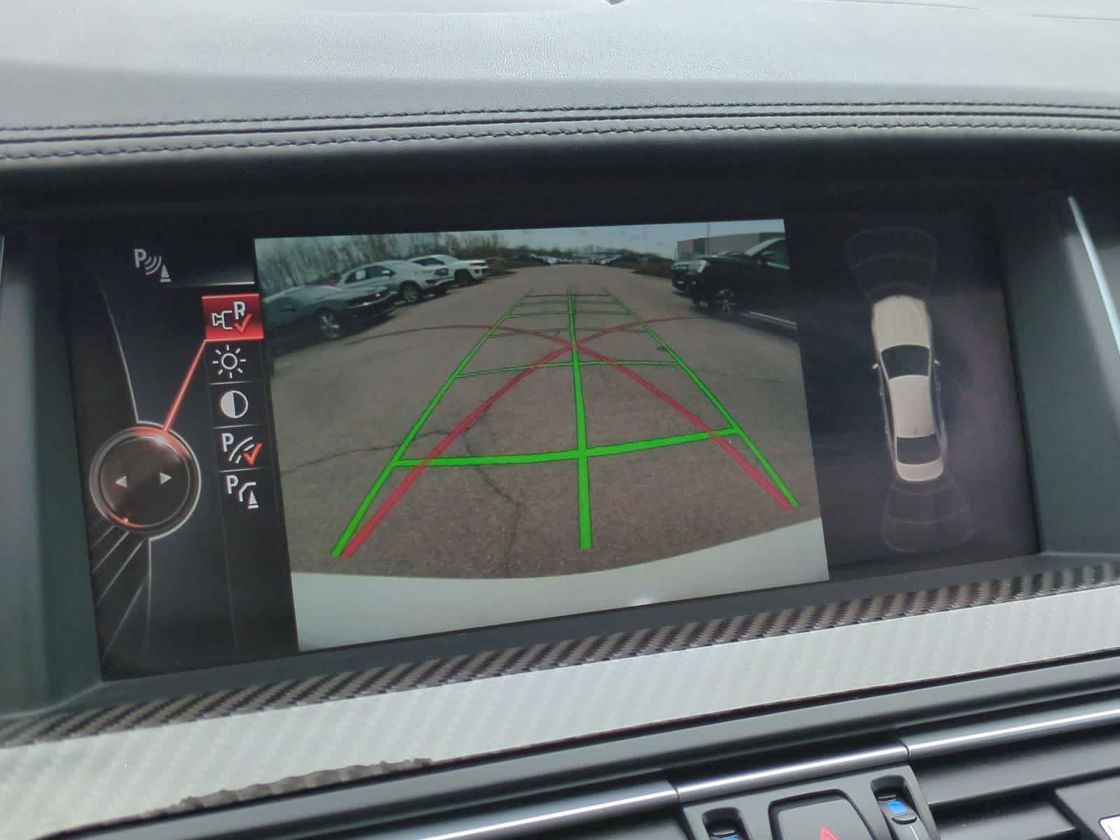 Thumbnail: 2016 BMW M5 - 31