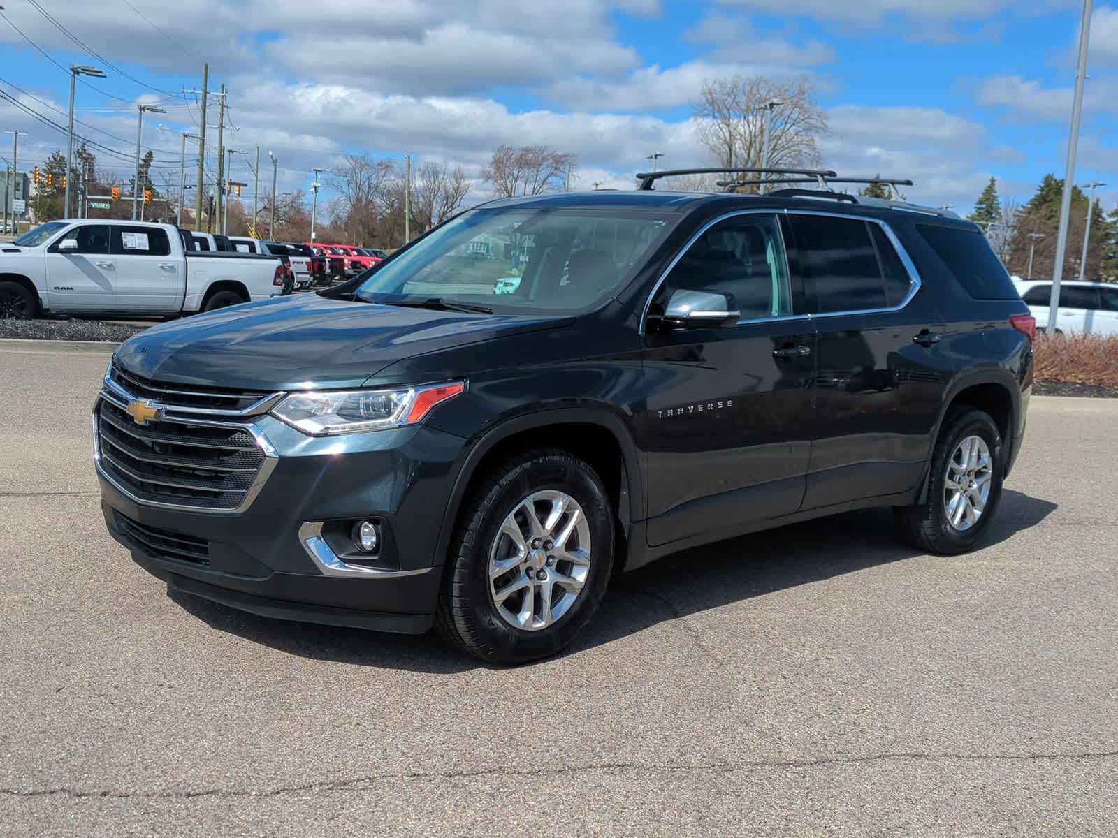 Thumbnail: 2018 Chevrolet Traverse - 4