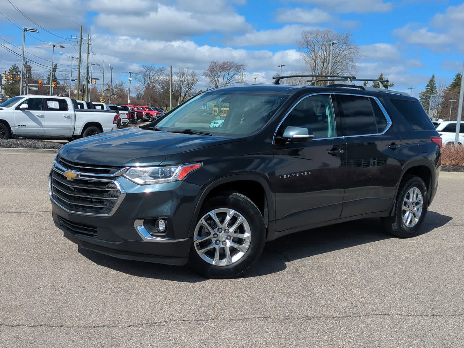 2018 Chevrolet Traverse LT -
                  Waterford, MI