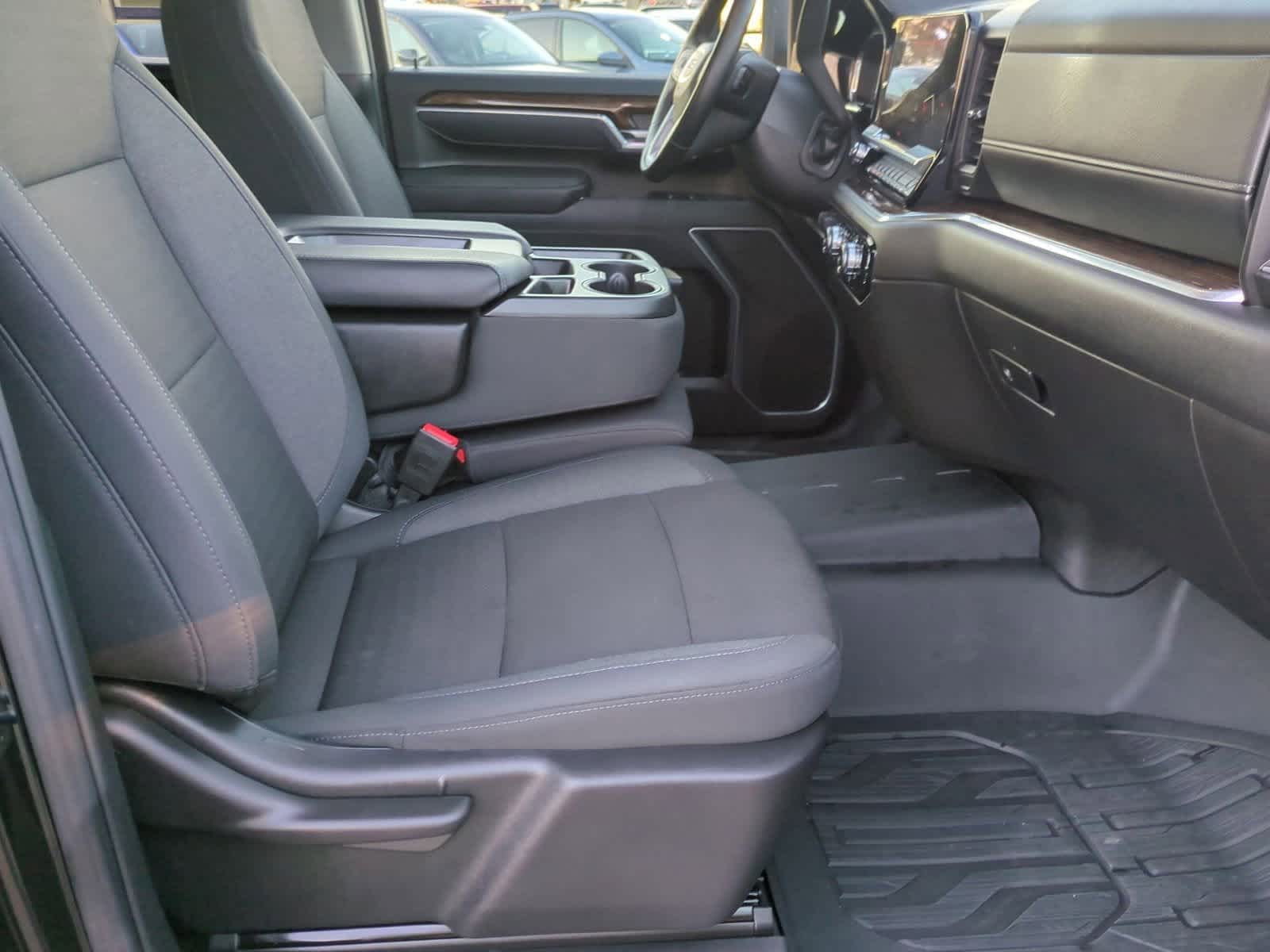 Thumbnail: 2025 GMC Sierra 2500 - 21