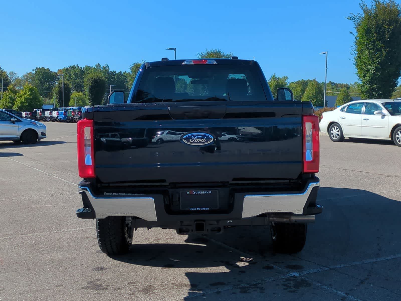 Thumbnail: 2025 Ford Econoline - 7