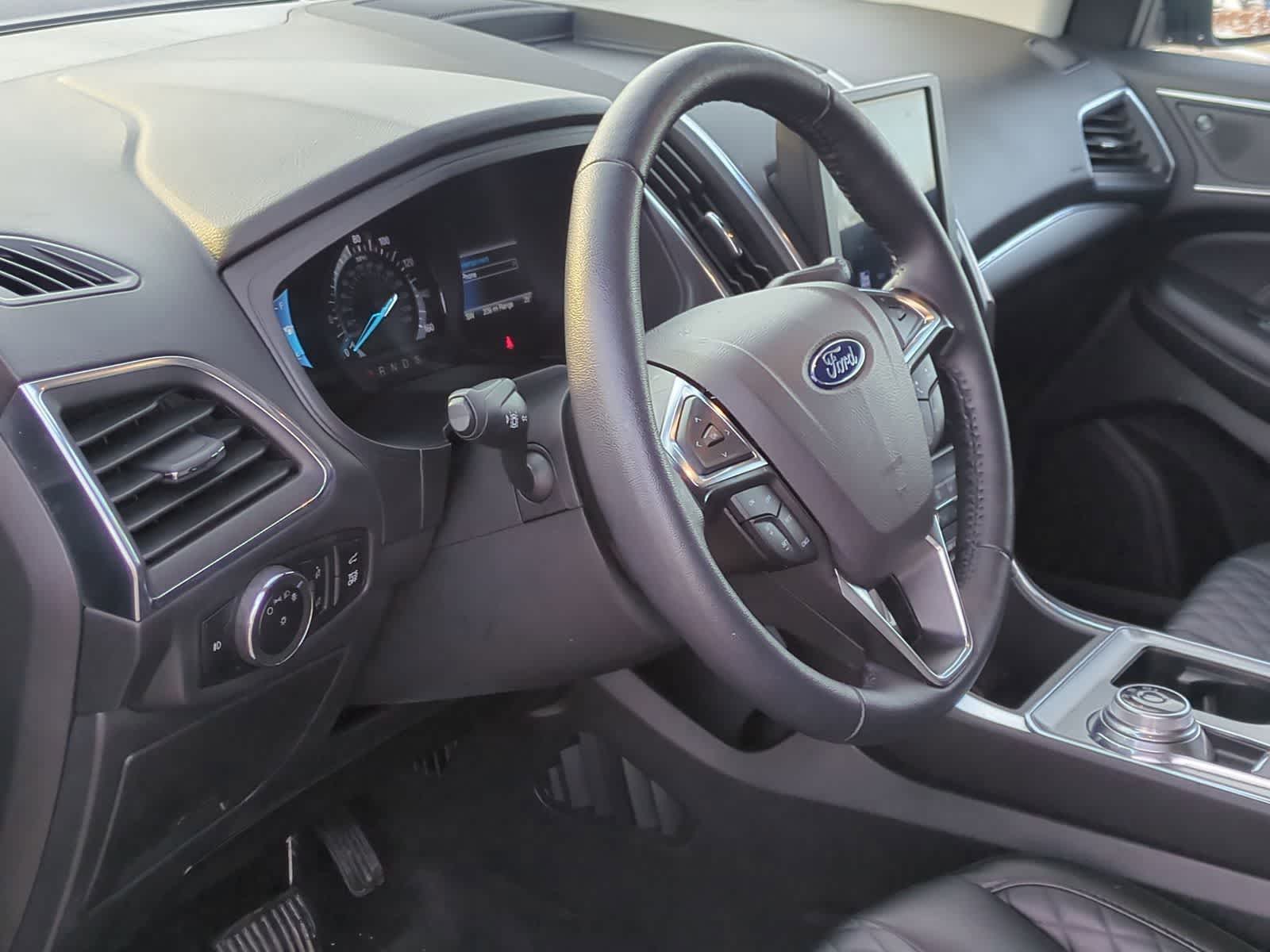 Thumbnail: 2024 Ford Edge - 10