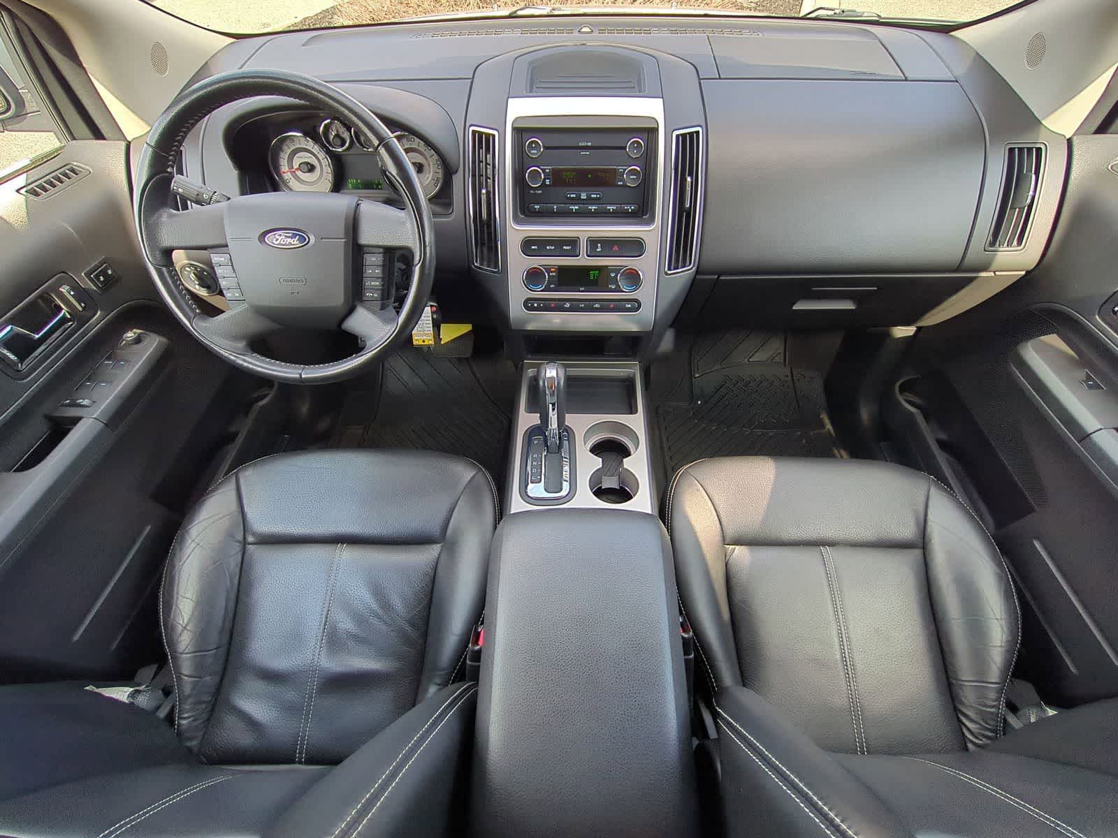 Thumbnail: 2010 Ford Edge - 15