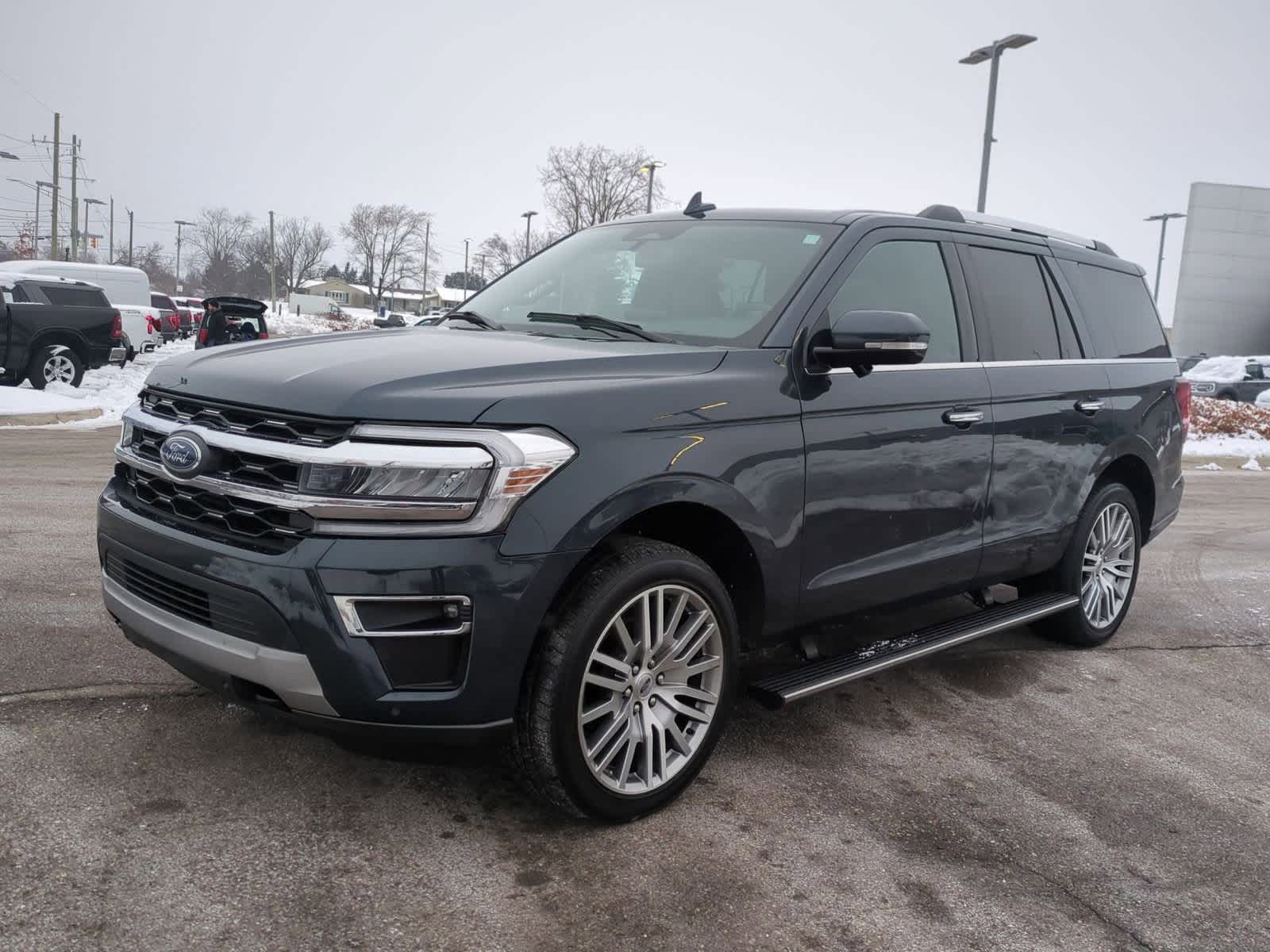 Thumbnail: 2023 Ford Expedition - 4
