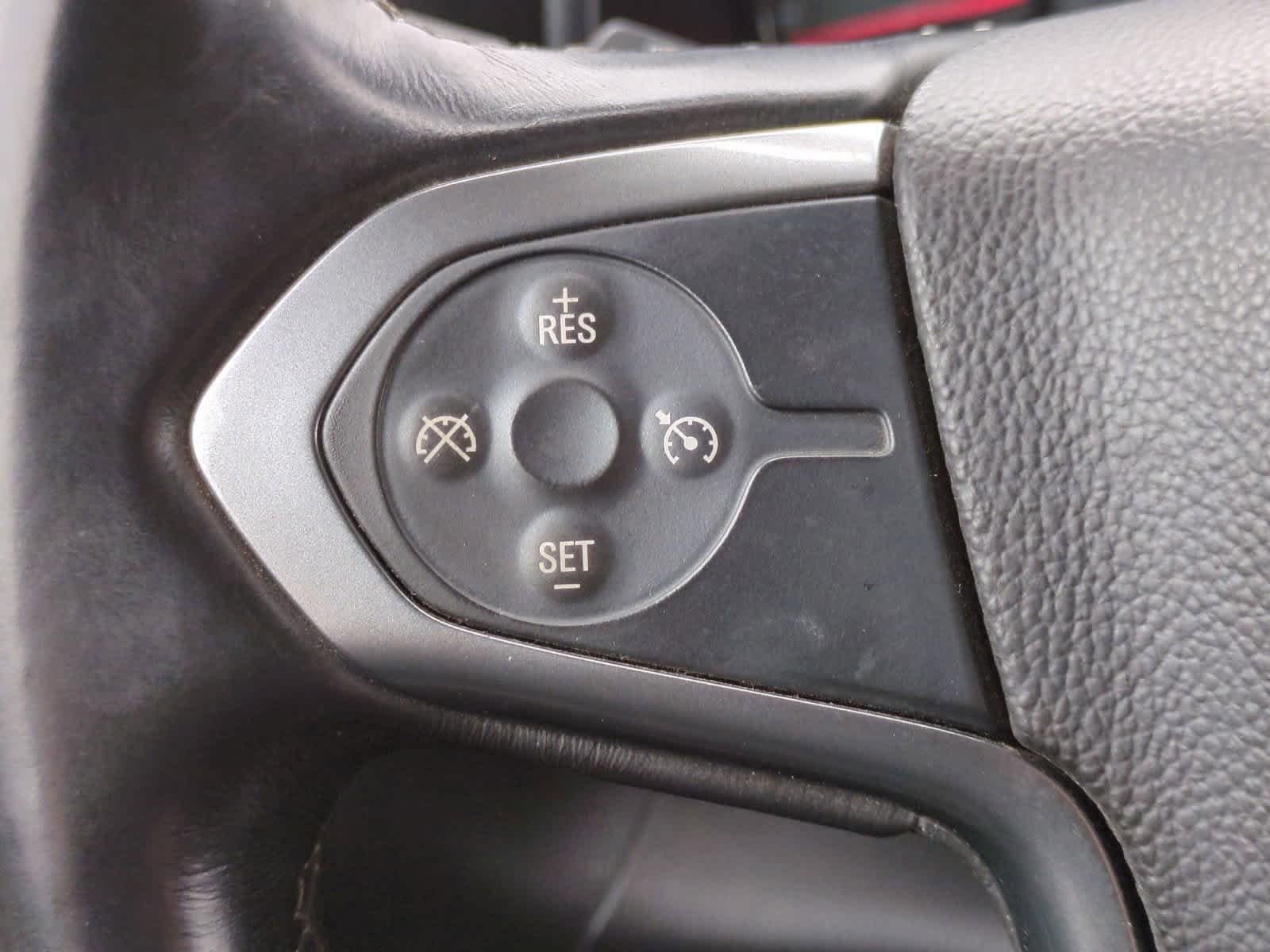 Thumbnail: 2017 Chevrolet Silverado 1500 - 23