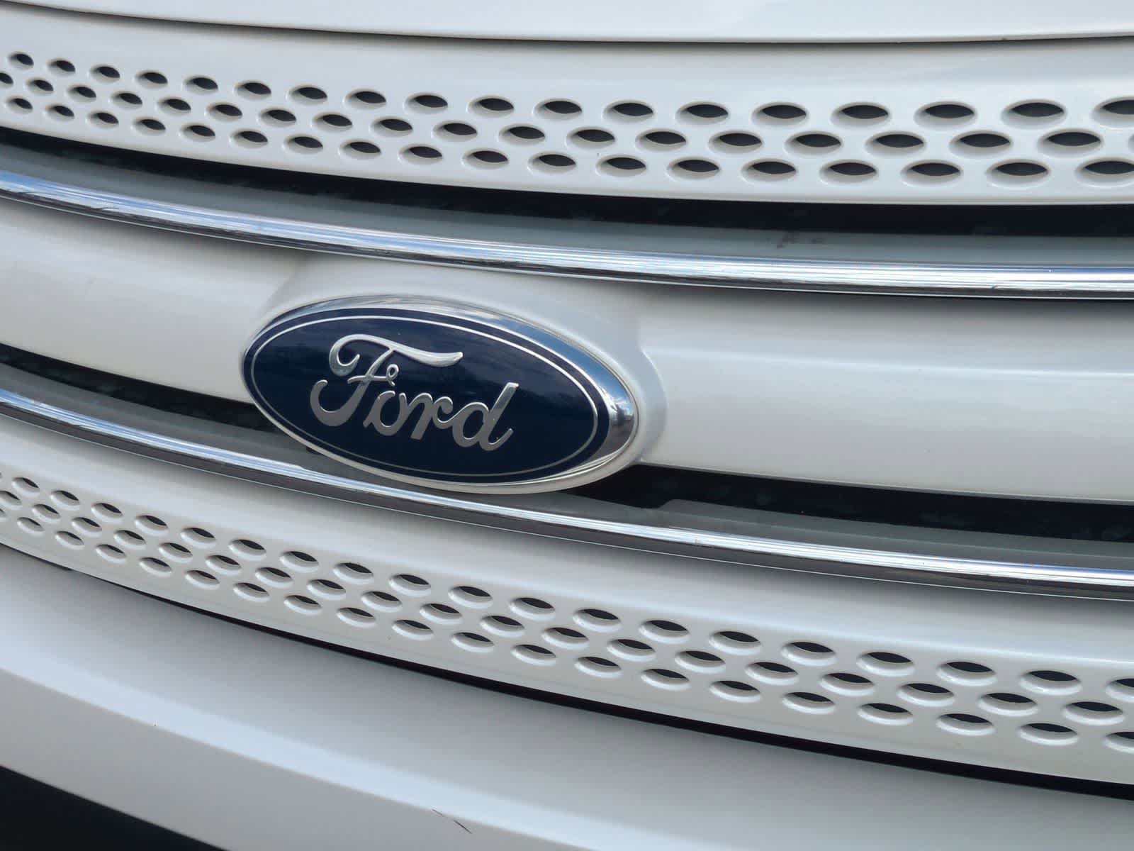 Thumbnail: 2012 Ford Explorer - 12