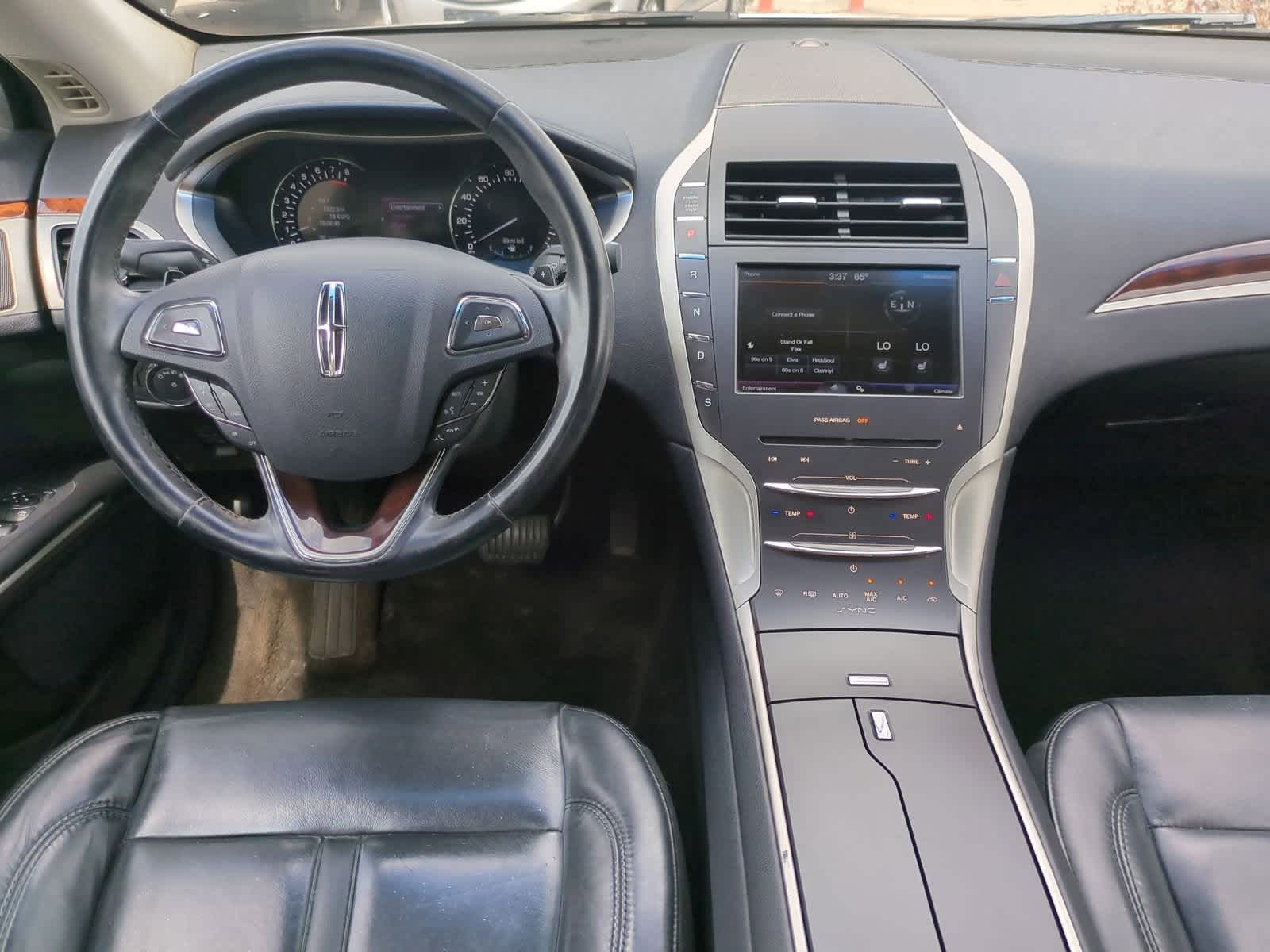 Thumbnail: 2015 Lincoln MKZ - 15