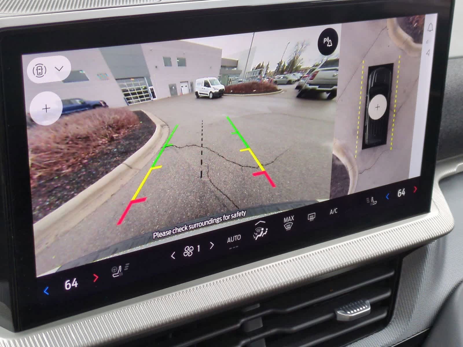 Thumbnail: 2025 Ford Explorer - 31