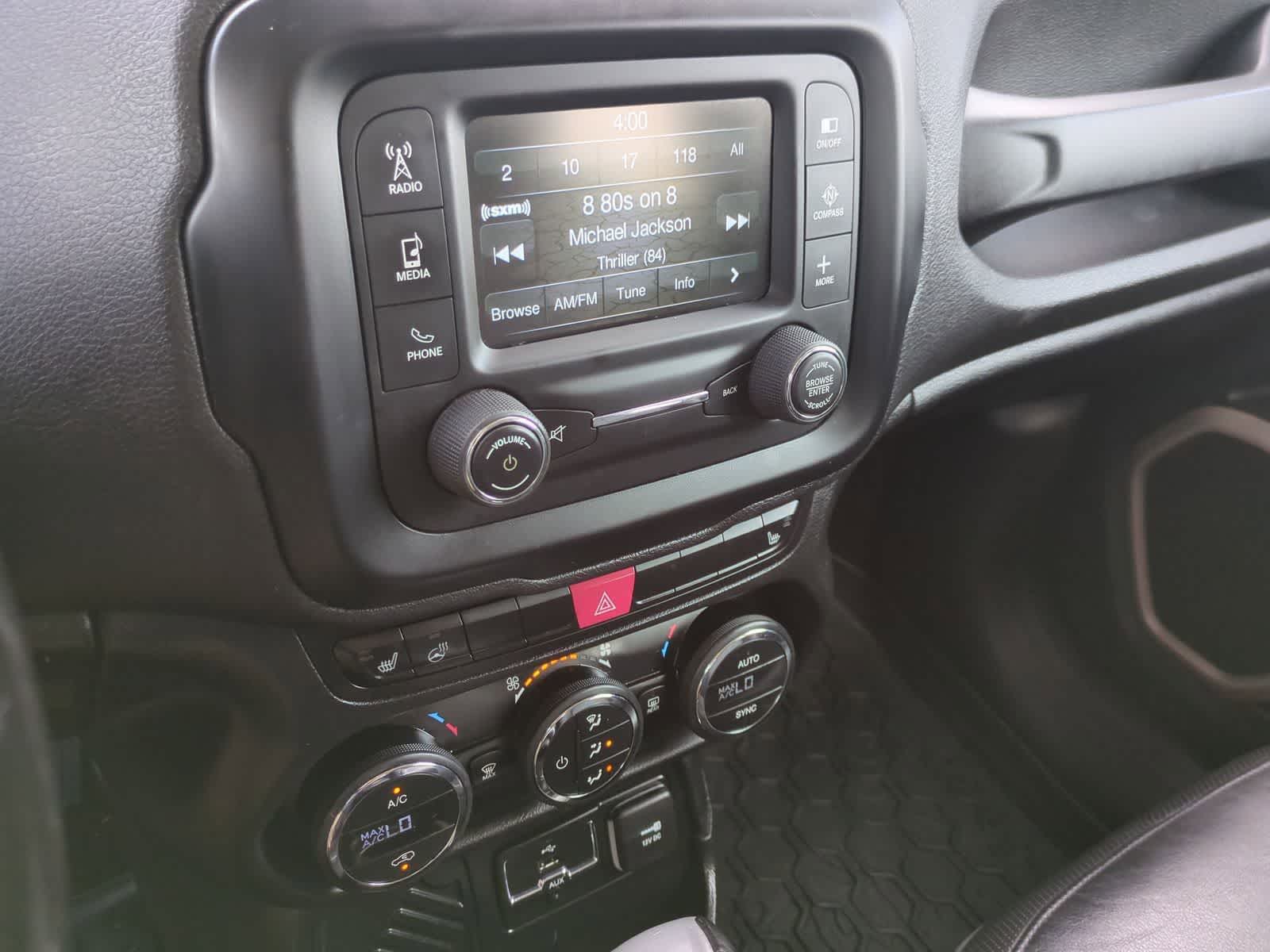 Thumbnail: 2015 Jeep Renegade - 27