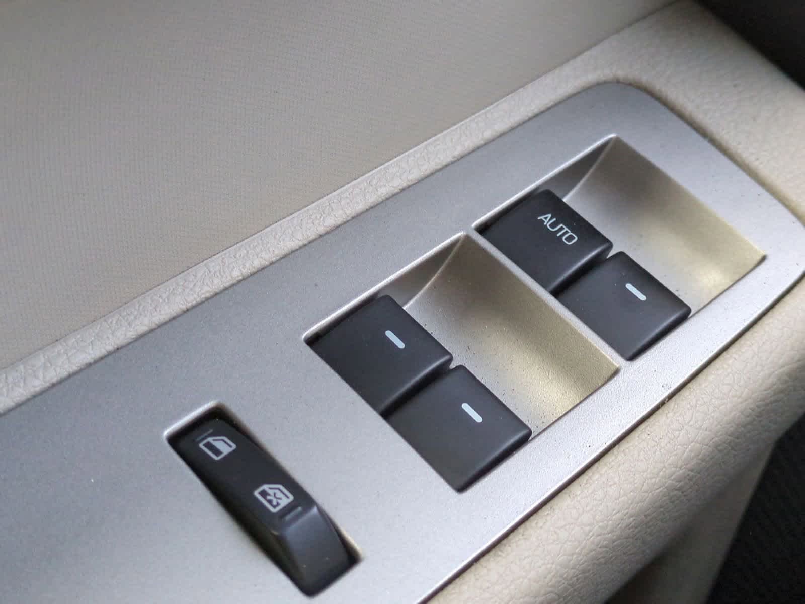 Thumbnail: 2009 Ford Flex - 29