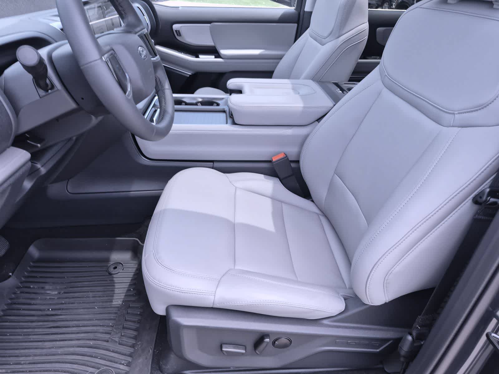 Thumbnail: 2026 Ford Expedition MAX - 16