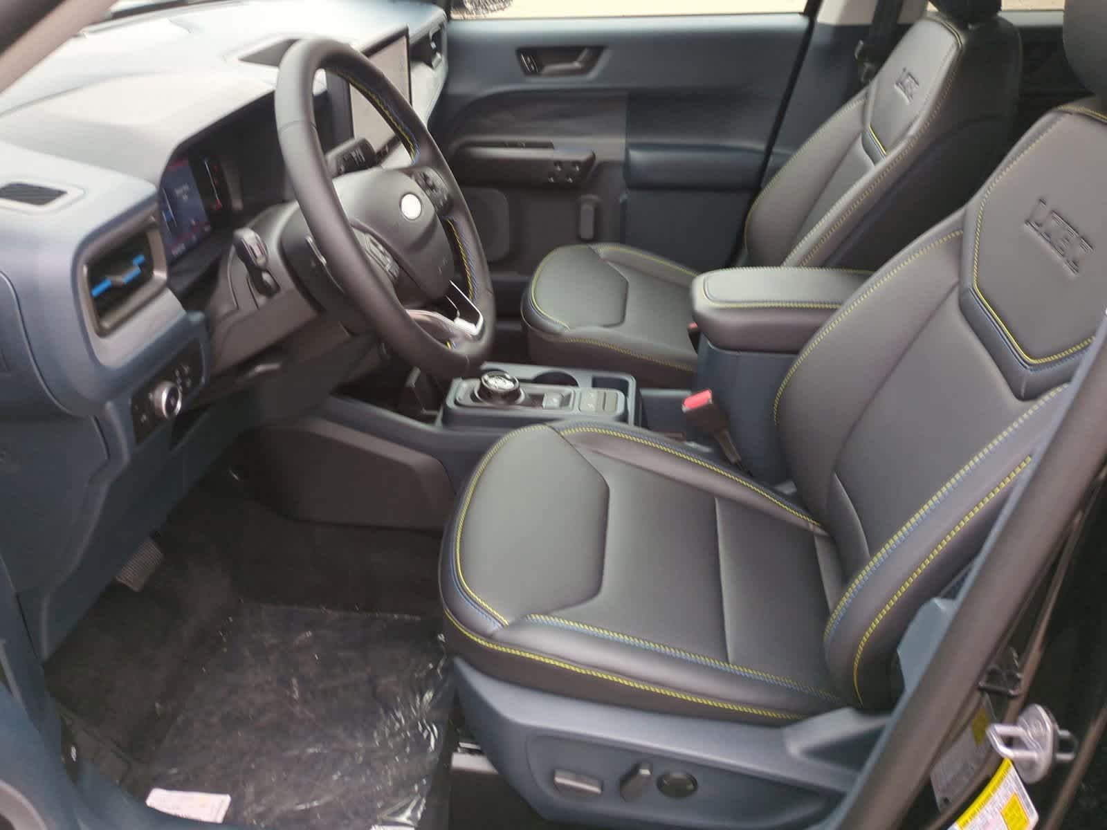 Thumbnail: 2025 Ford Maverick - 16