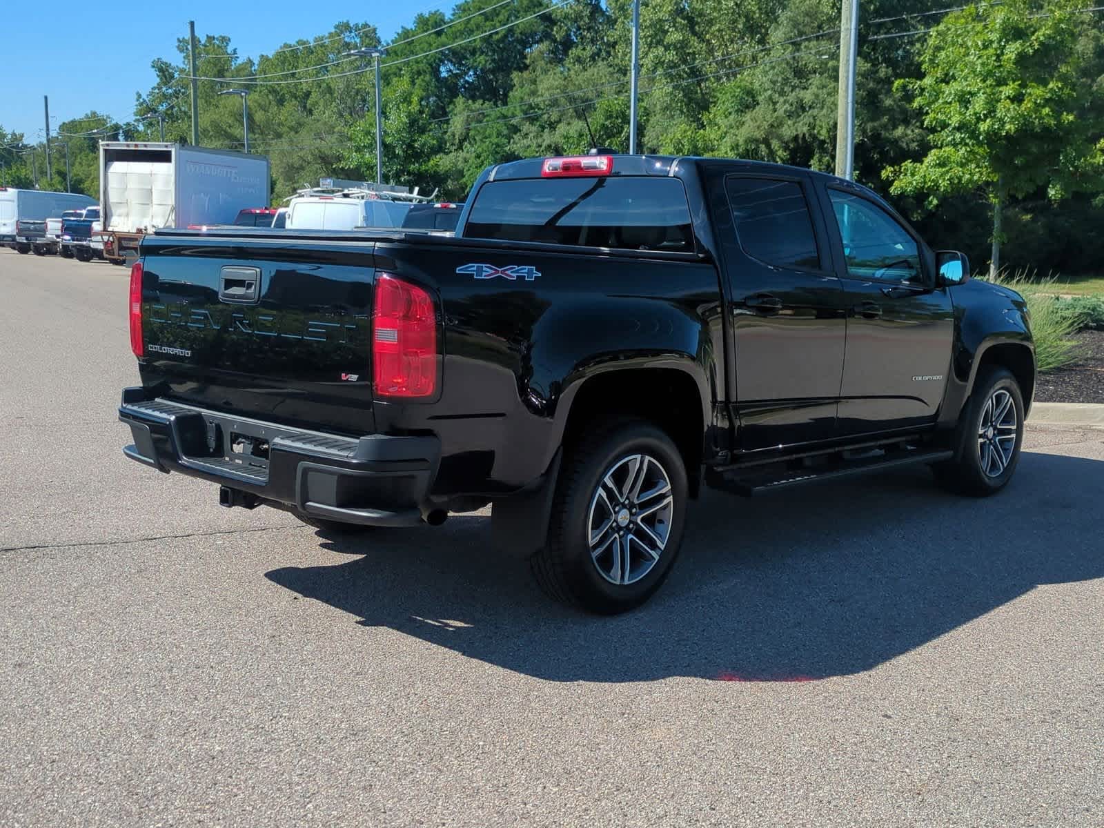 Thumbnail: 2021 Chevrolet Colorado - 8