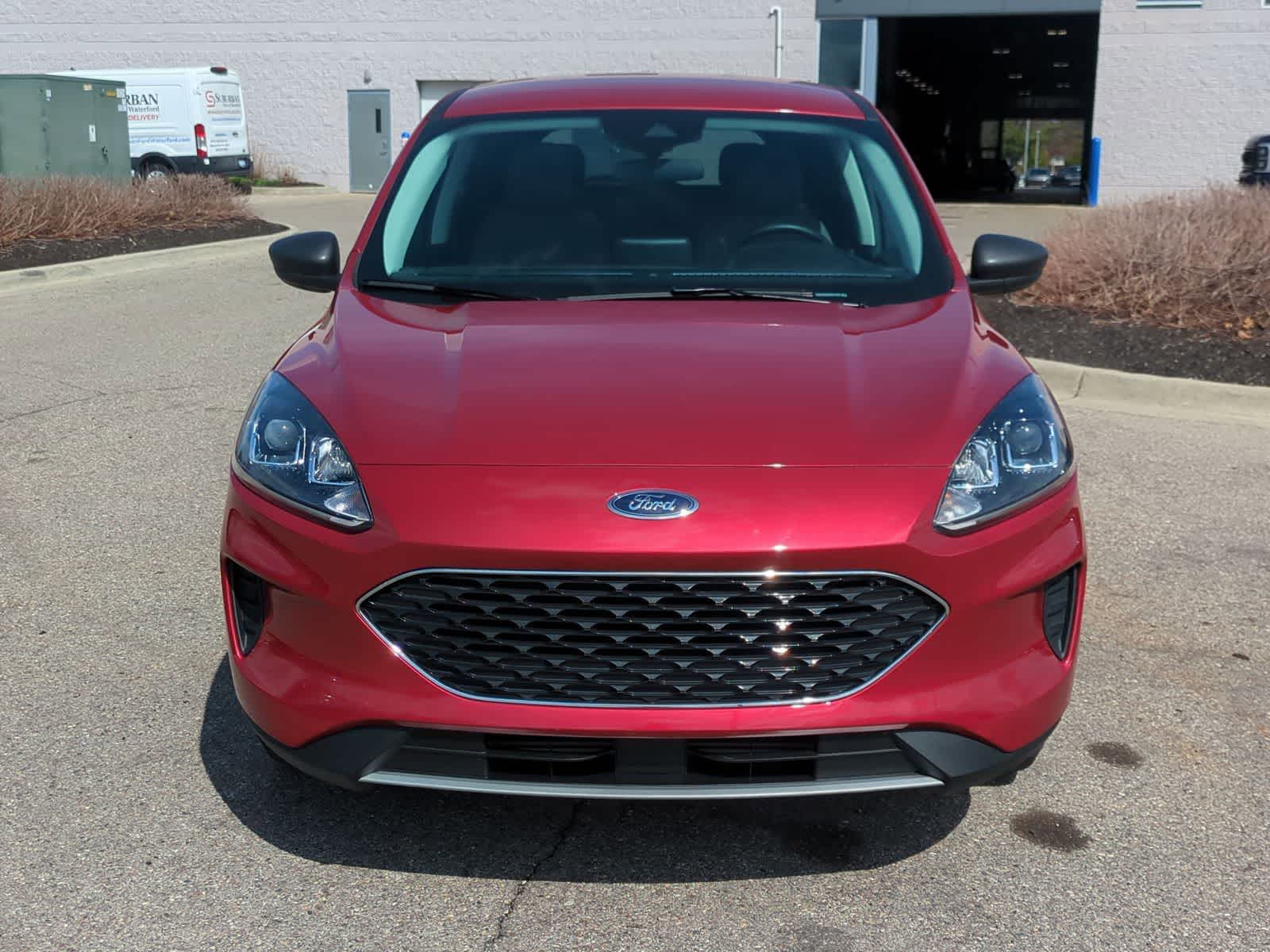 Thumbnail: 2022 Ford Escape - 3