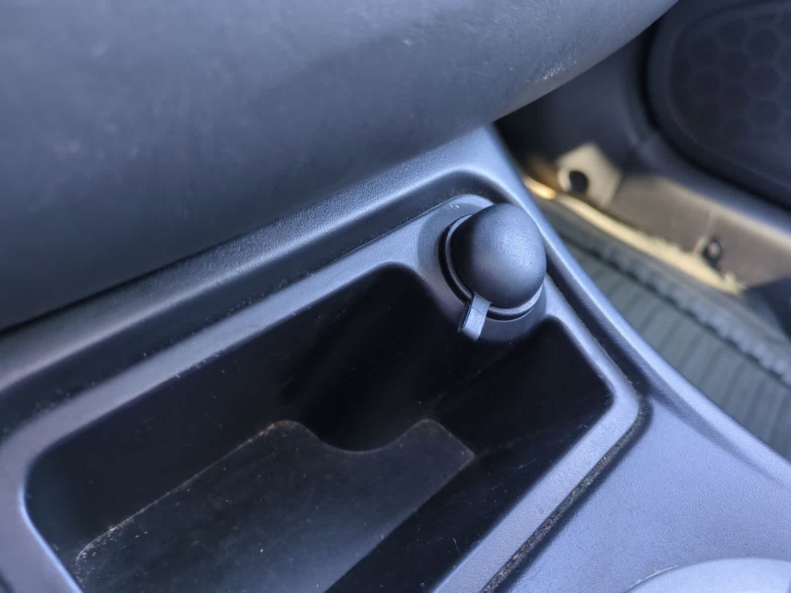 Thumbnail: 2006 Ford Escape - 30