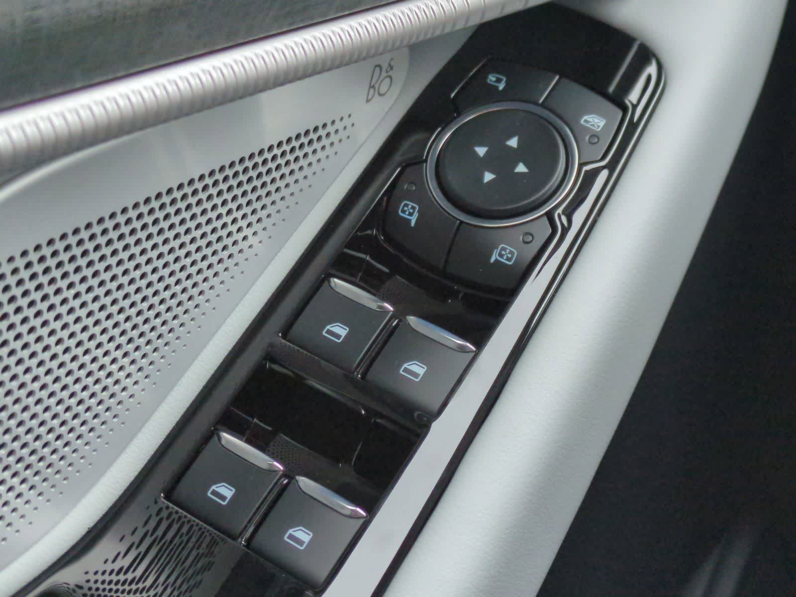 Thumbnail: 2026 Ford Explorer - 30