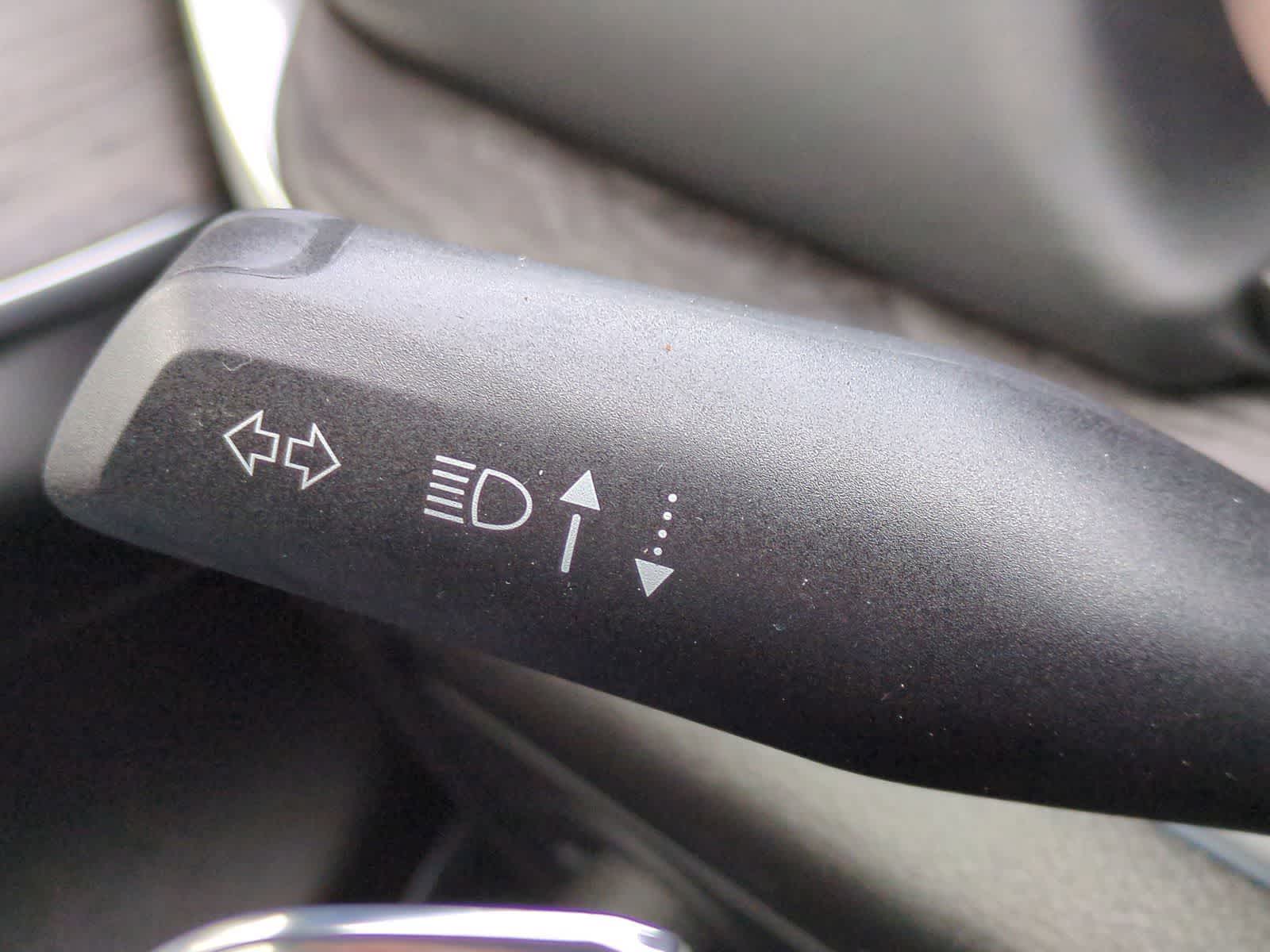 Thumbnail: 2022 Jeep Grand Cherokee - 28