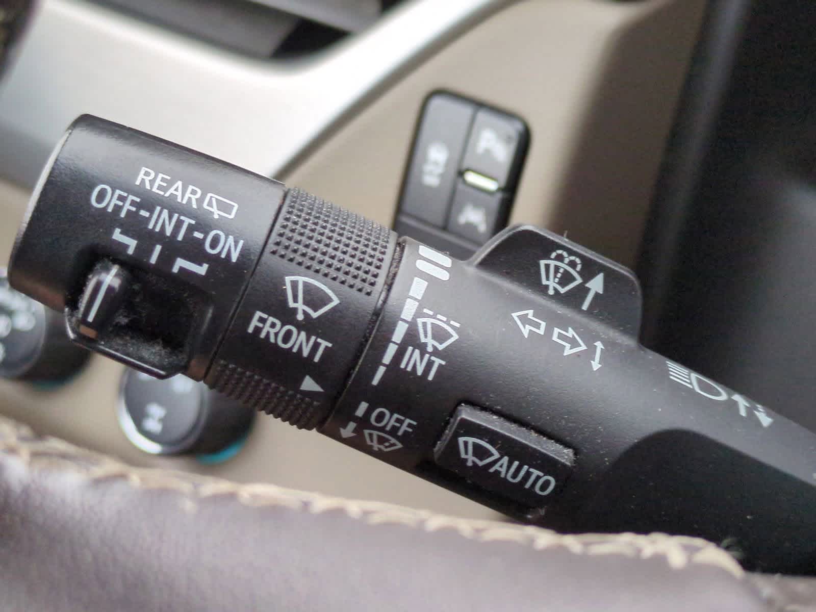 Thumbnail: 2020 GMC Yukon XL - 29