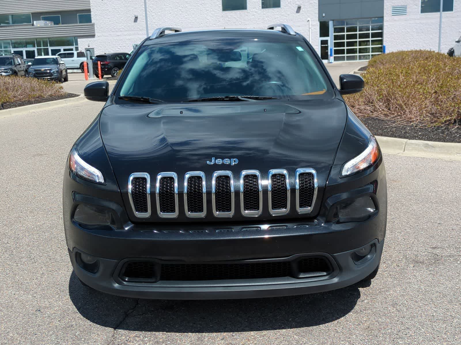 Thumbnail: 2016 Jeep Cherokee - 3