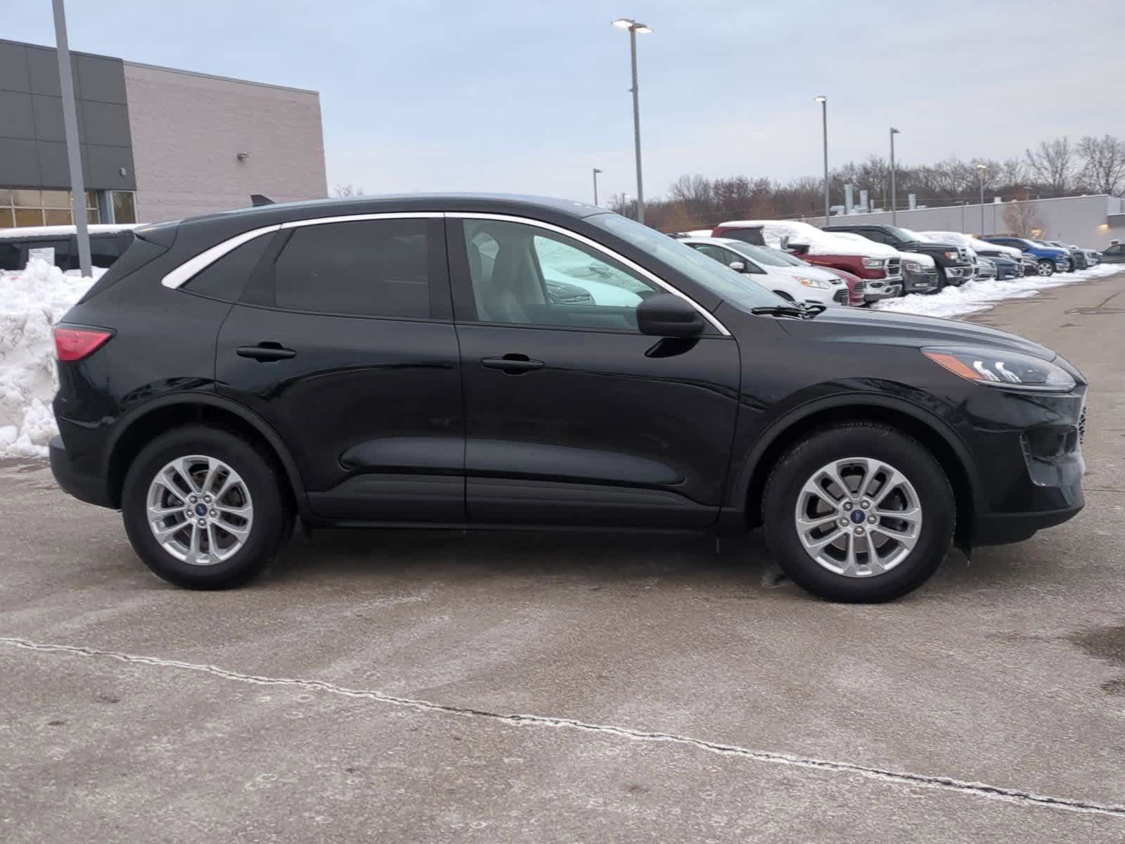 Thumbnail: 2022 Ford Escape - 9