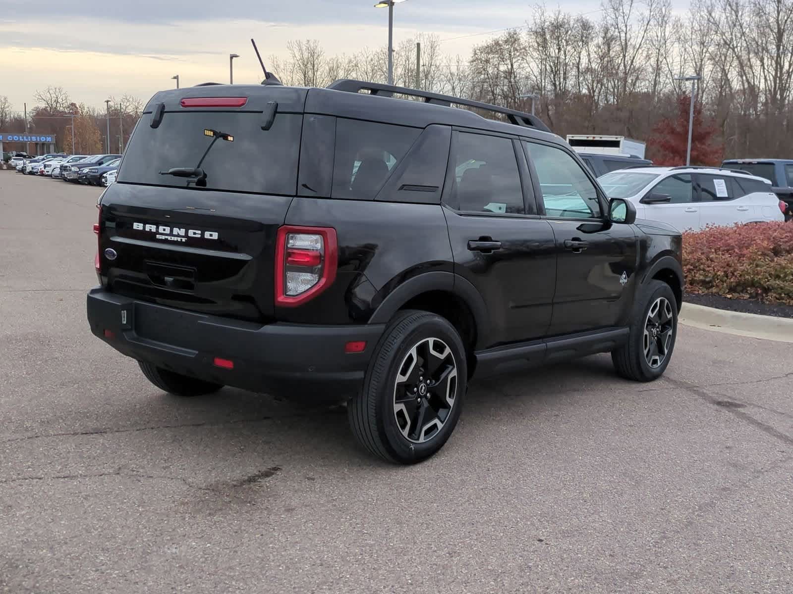 Thumbnail: 2023 Ford Bronco Sport - 8