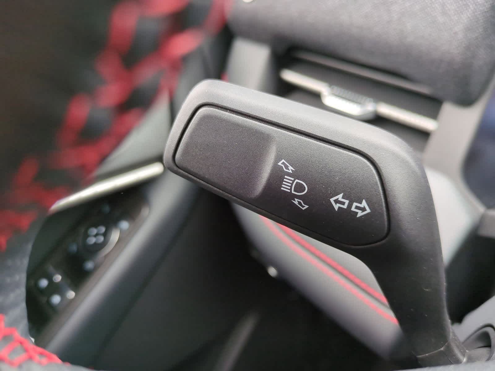 Thumbnail: 2025 Ford Explorer - 28