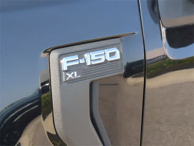 2022 Ford F-150 XL 13